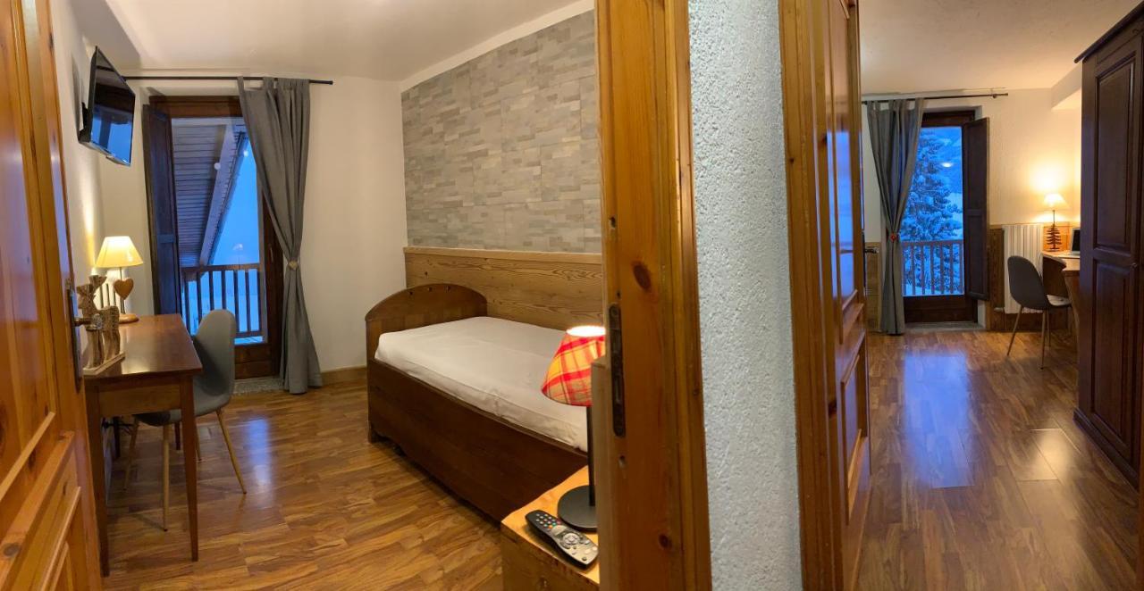 Hotel Coeur Du Village La Thuile Kültér fotó