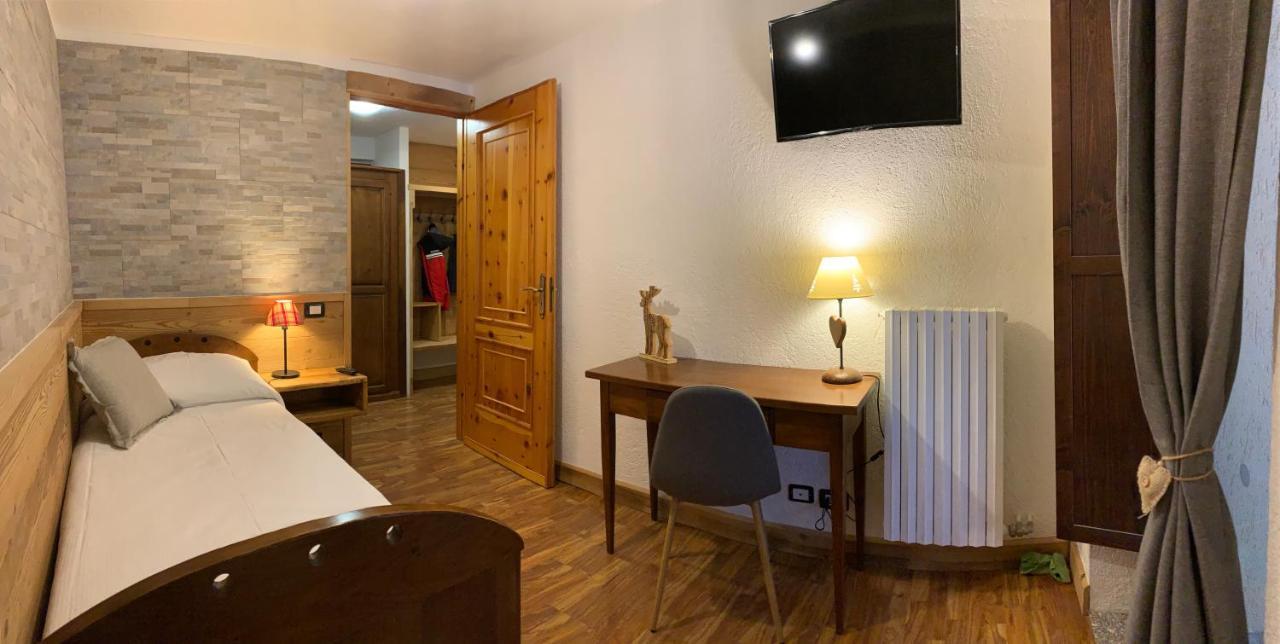 Hotel Coeur Du Village La Thuile Kültér fotó
