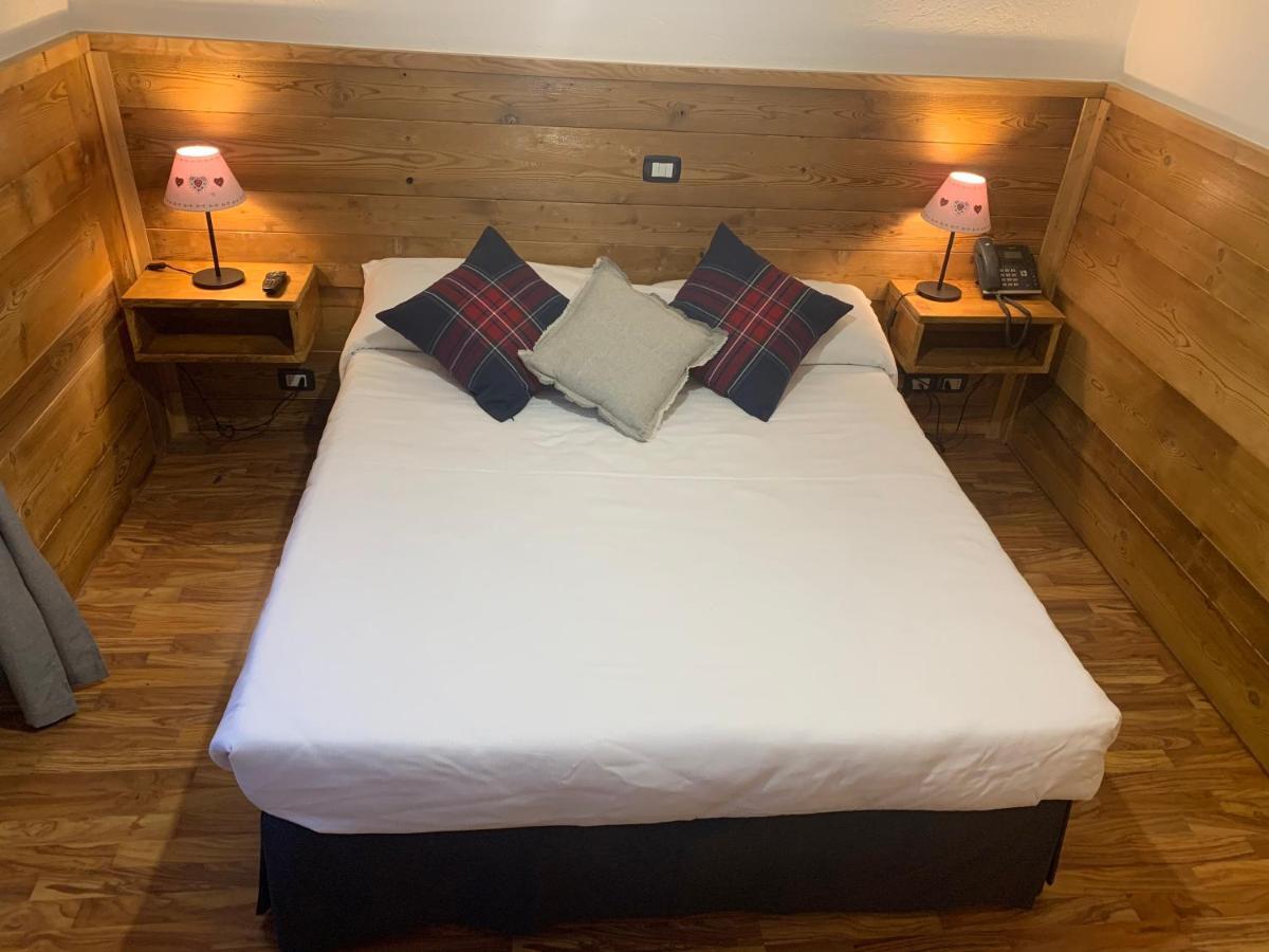 Hotel Coeur Du Village La Thuile Kültér fotó
