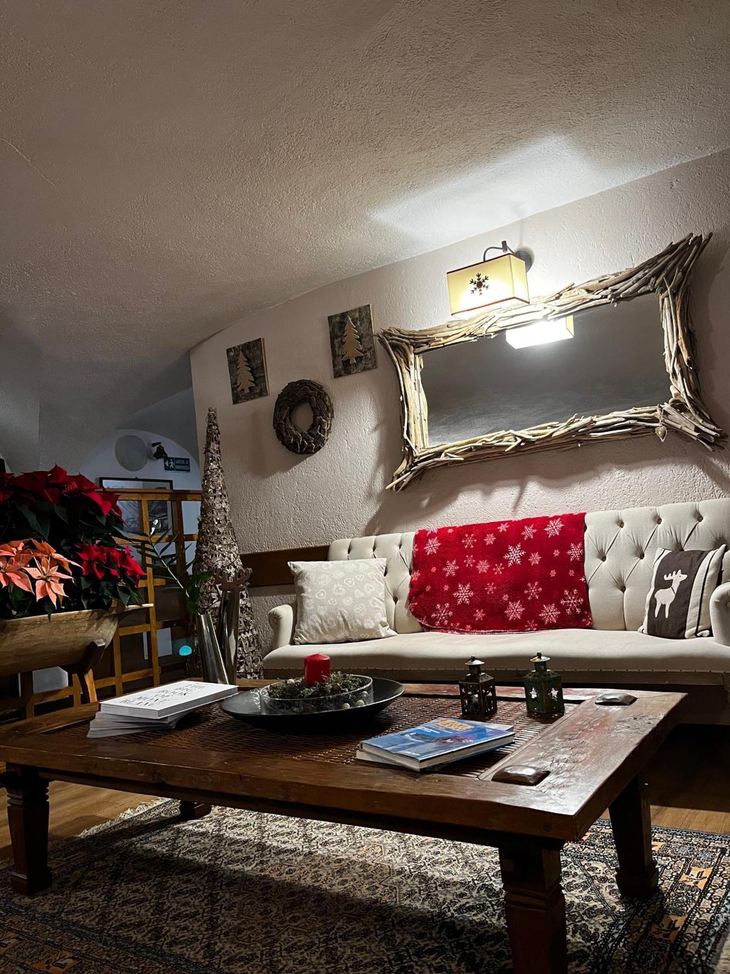 Hotel Coeur Du Village La Thuile Kültér fotó